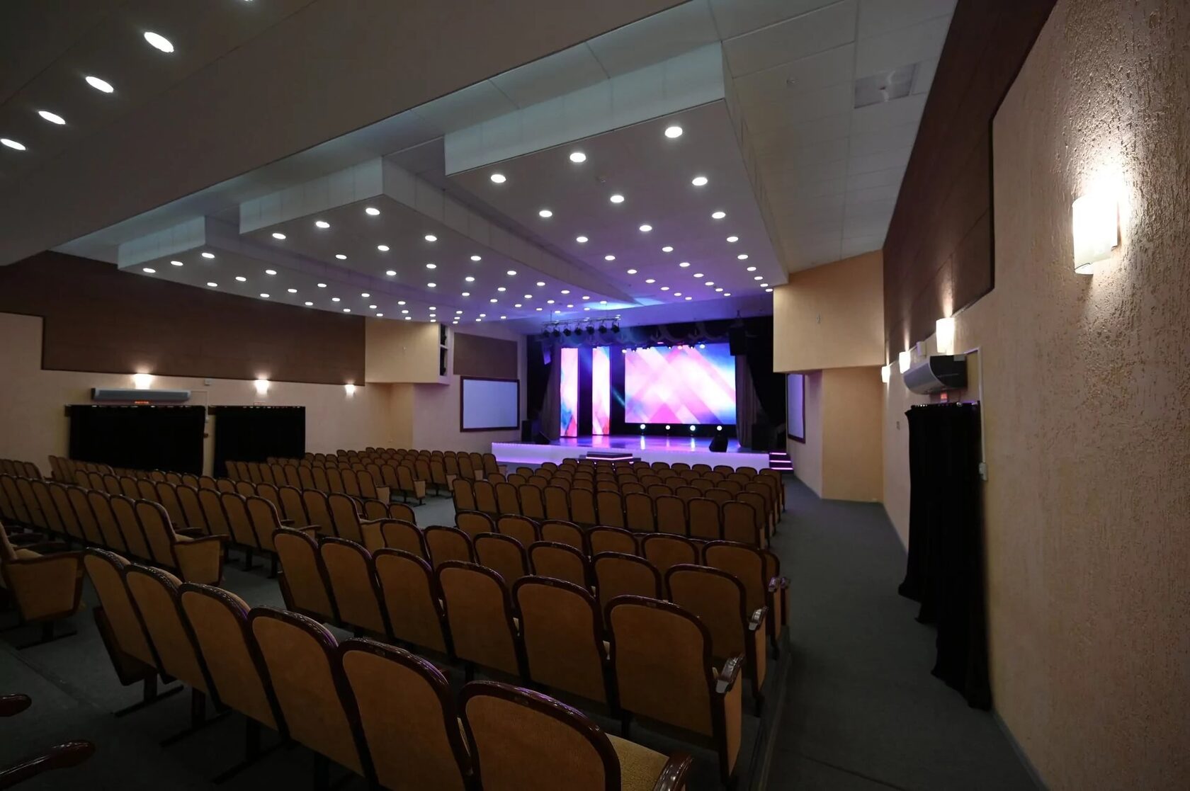 Дворец культуры "Свердловский"